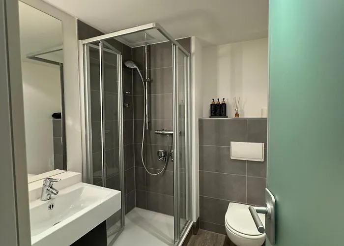 778 Maisonette Naehe Medienhafen * Дюссельдорф