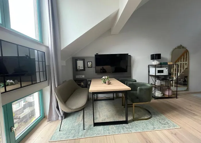 Апартаменты 778 Maisonette Naehe Medienhafen *