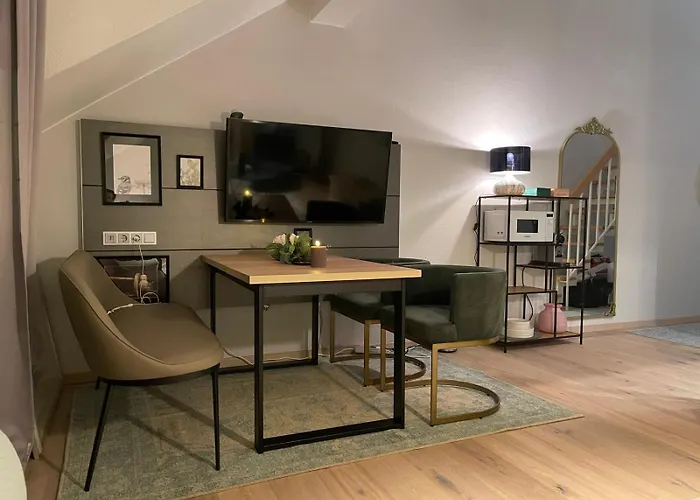 778 Maisonette Naehe Medienhafen 아파트 뒤셀도르프